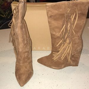 Fringe boot